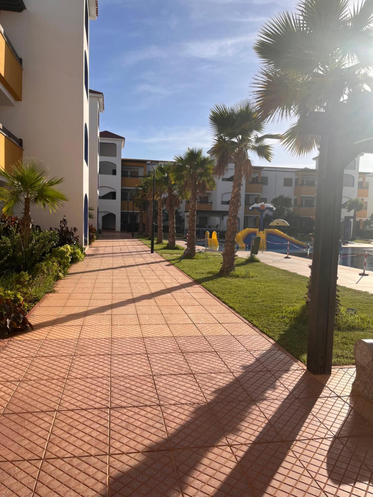 Luxueux Appartement Avec Piscine A La Marina Saïdia Exterior foto